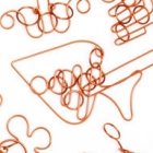<b>巧環 阮根全製作<br/ >Ingenious rings wire puzzles</b><br />Crafted by Ruan Genquan<br />Copper wire<br />Wuxi, Jiangsu Province; 1998<br /><em>Yi Zhi Tang</em> Collection 40-001