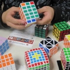 2010年在北京的馬丁.加德納紀念會<br/ ><b>Beijing Cubists</b><br />Gathering for Martin Gardner: Celebration of Mind<br />Beijing, October 21, 2011